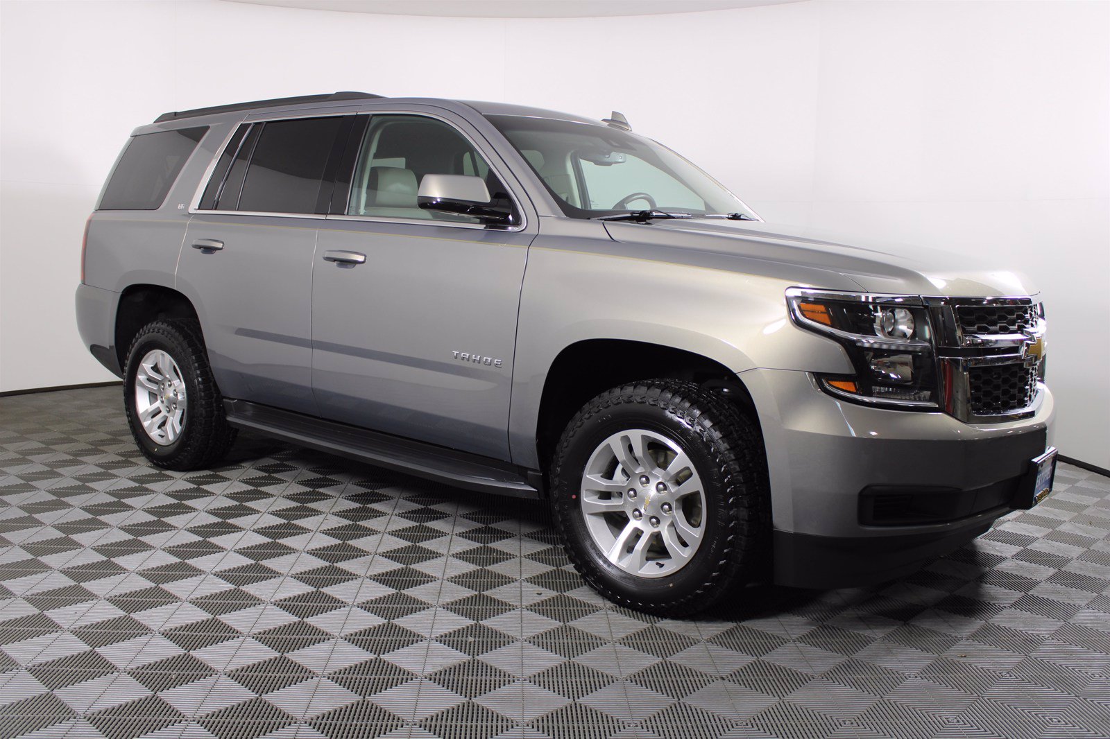 Certified Pre-Owned 2017 Chevrolet Tahoe LT4WD in Nampa #D410131A ...